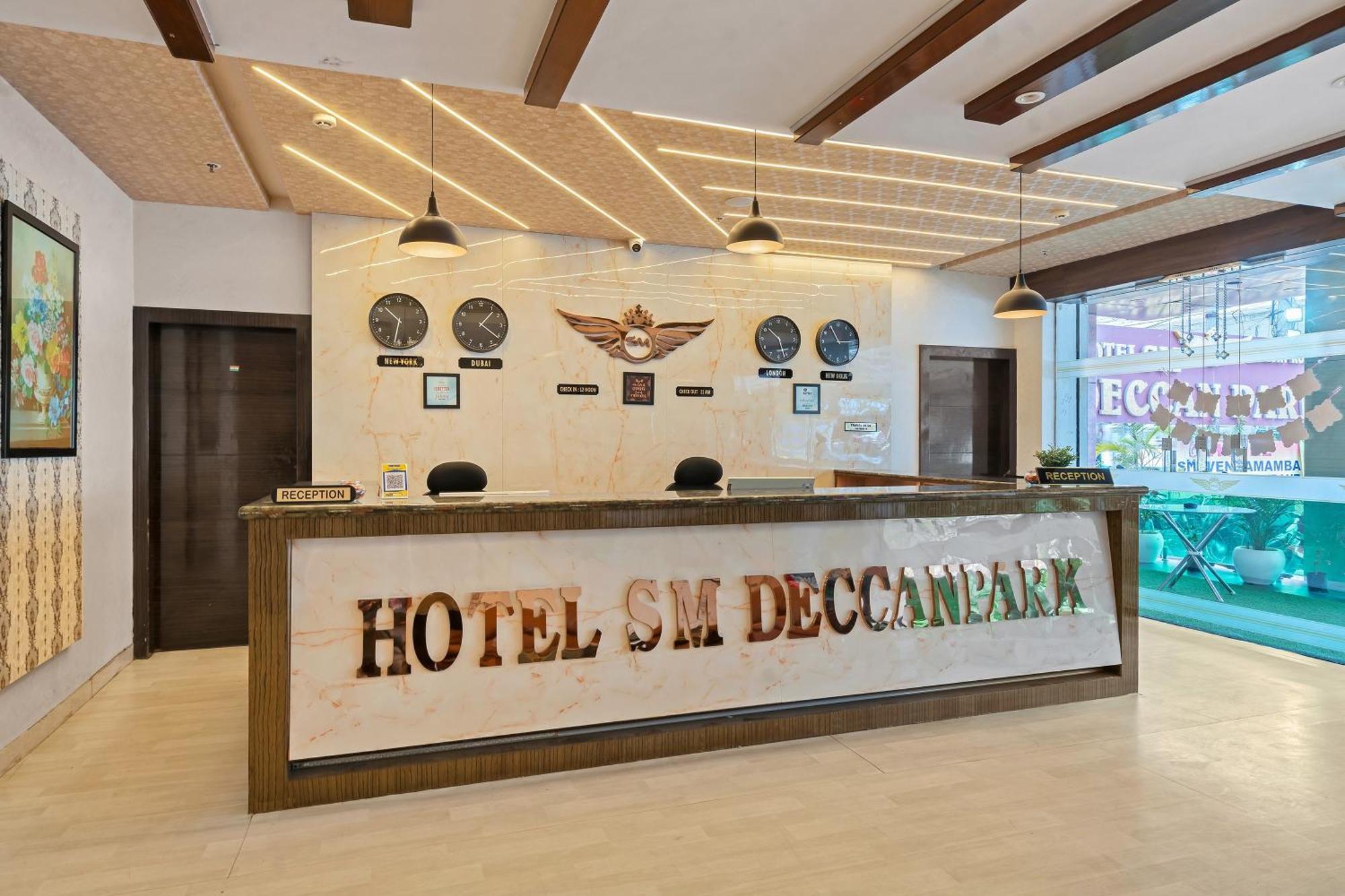 Hotel Sm Deccan Park Shamshabad Buitenkant foto